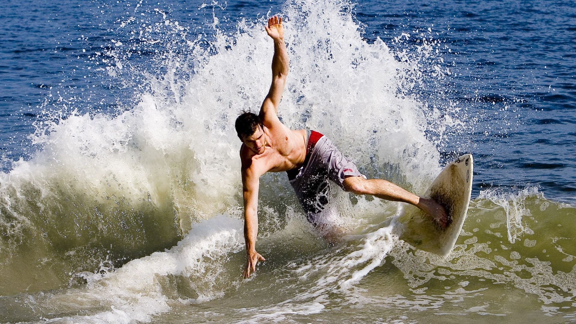 米兰官方网站-世界体育舞蹈大奖赛中国队再创佳绩，世界体育舞蹈比赛