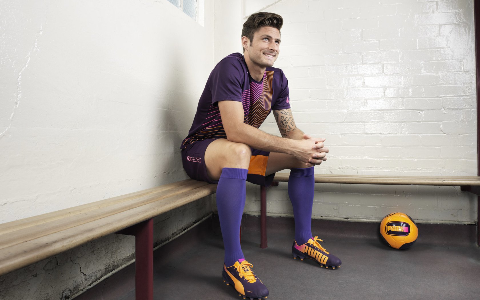 米兰官方网站-法甲球队通过大数据提升边路进攻效率，法甲如何